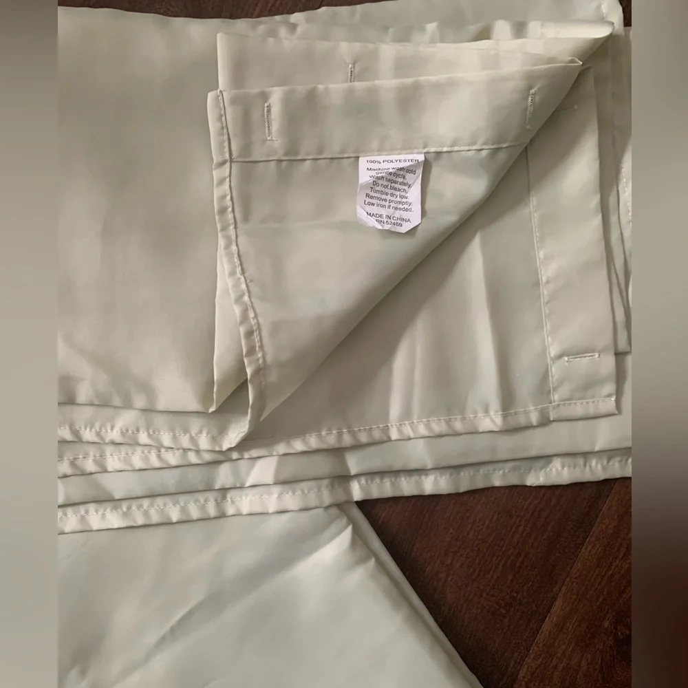 NWOT Slippery Satin Fabric Shower Curtain Lime Green 70 X 70.5” 100% Polyester